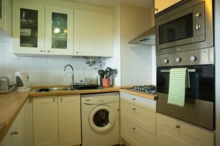 Apartment W Stunning View - Marina - Free Parking & Ac Funchal  Kültér fotó